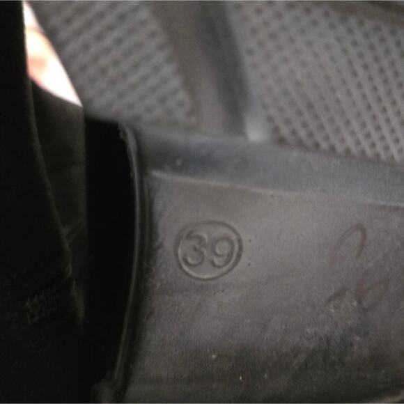 Free People "Brooks" Lug Sole Mid Rise Platform Chelsea Boots Size EU 39, US 8.5 - Picture 11 of 15